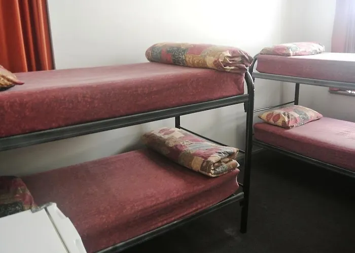 Globe Backpackers And City Oasis Perth